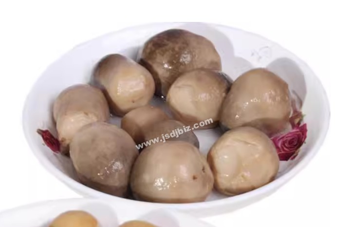 Canned Straw mushroom